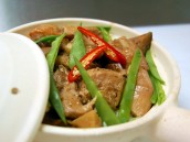 Clay Pot Ginger Chicken Rice