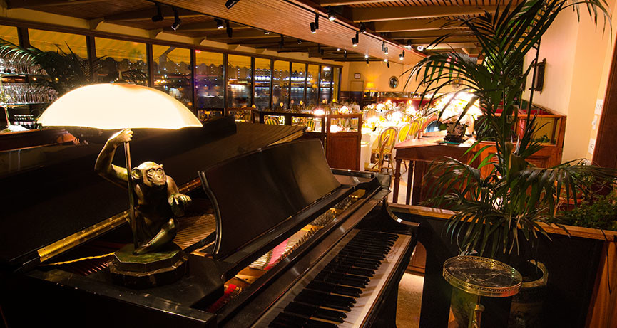 Piano Bar And Restaurant