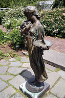 Sundial Statue, Brooklyn Botanic Garden