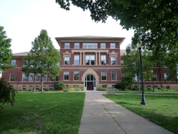 Wisconsin Porn Star Student Commits Suicide after Cyberbullying.